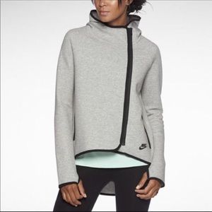 Nike Tech Fleece Cape Hoodie